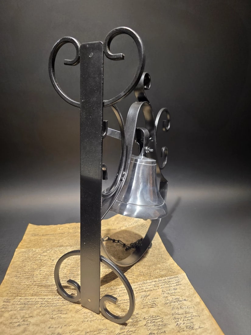 Wrought Iron Scrollwork Wall Mounted Garden/Home Bell - 5