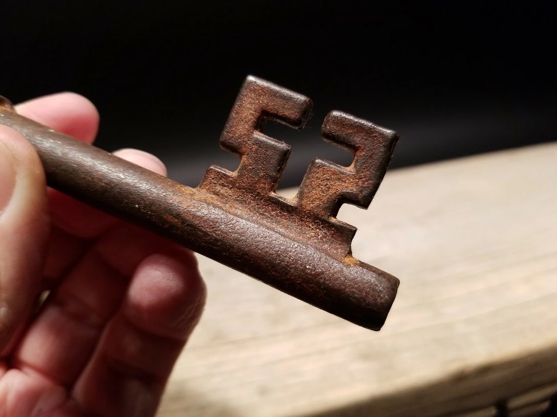 6 1/2" Large Iron Skeleton Church Key - 4