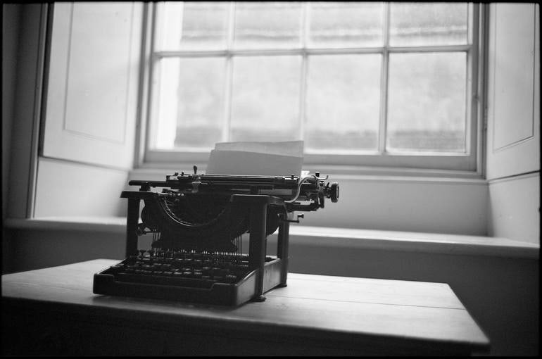 Edition 5/10 - Typewriter, Ickworth Hall, Suffolk: Title: Edition 5/10 - Typewriter, Ickworth Hall, Suffolk Description: Title: Edition 5/10 - Typewriter, Ickworth Hall, Suffolk Photograph Artist: Paul Cooklin Origin: United Kingdom Medium: Photograph