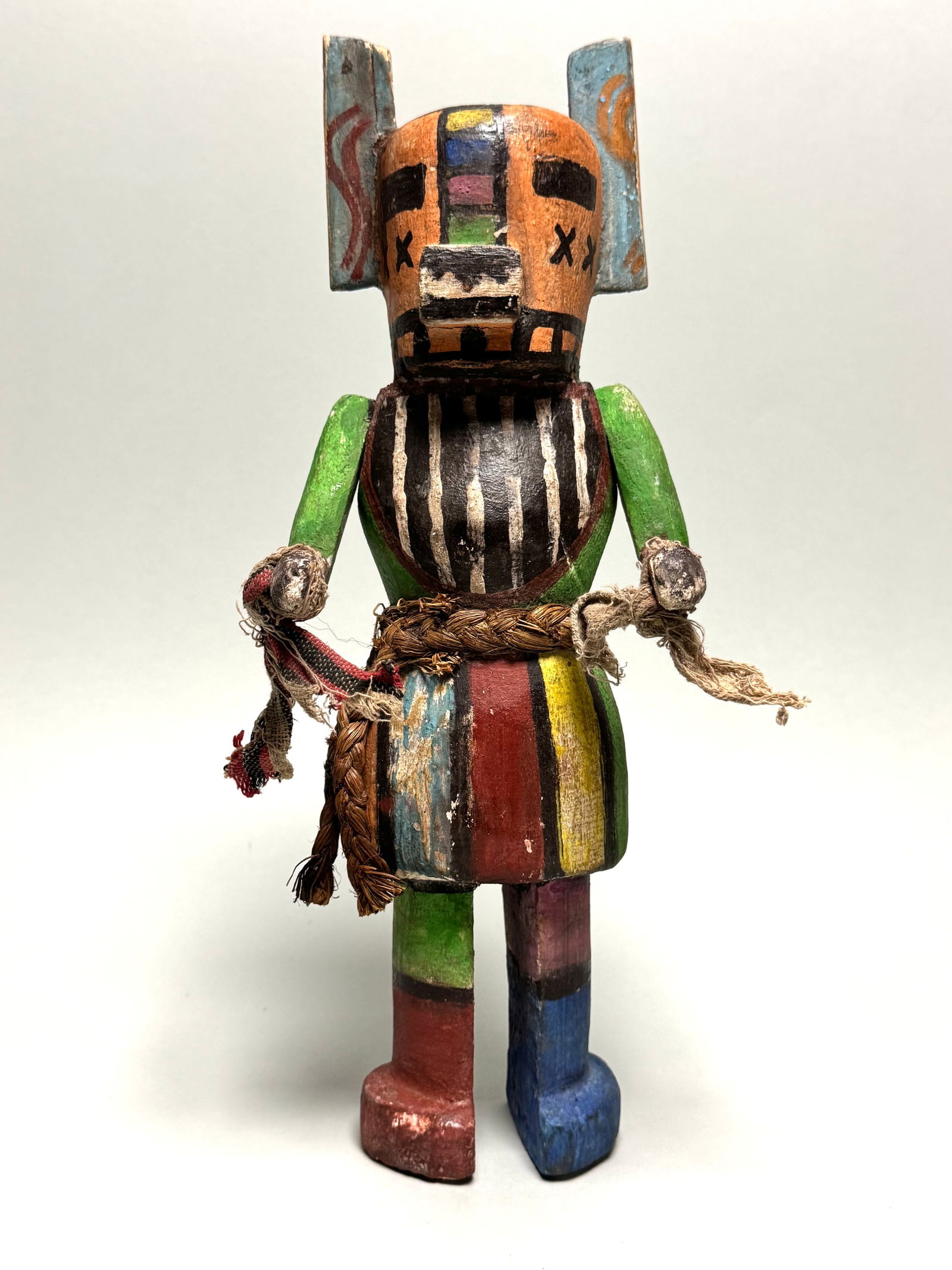 Zuni figure - New Mexico, USA: Title: Zuni figure - New Mexico, USA Description: This stunning Zuni figure comes from an old private collection. Zuni figures, traditionally crafted by the Zuni people of New Mexico, are often used
