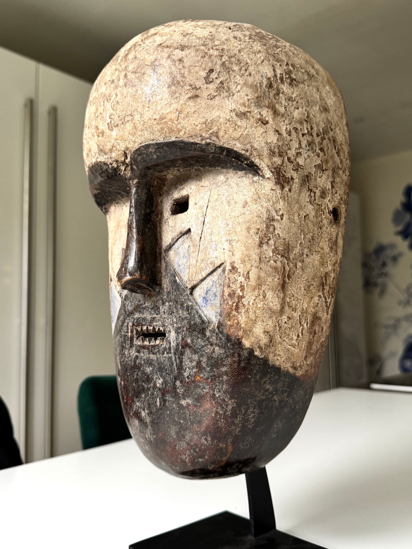 Blue dance mask - Tsogo - Gabon - hardwood - 7