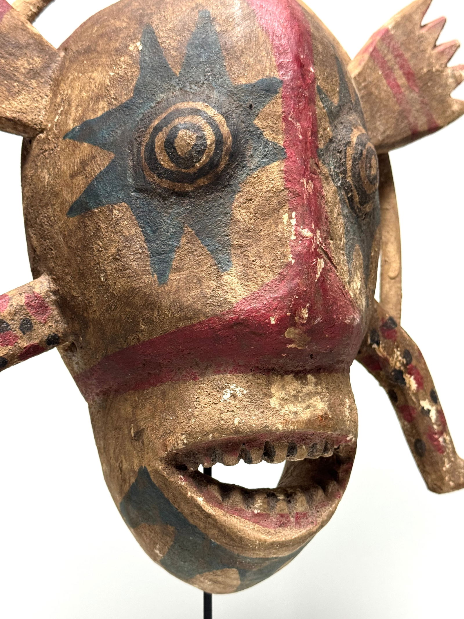 Inuit - Yua Mask made by the Yupik People who live on the West Coast of Alaska. - 9