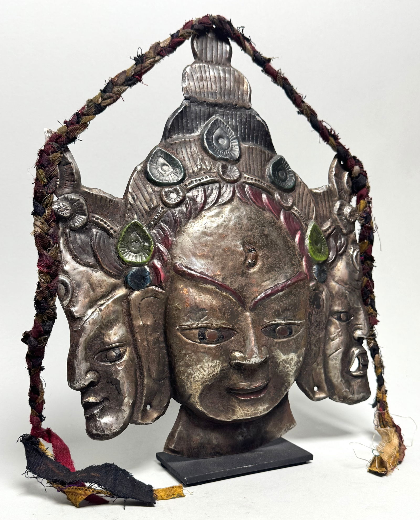 3-headed bodhisattva Buddha sculpture - 3