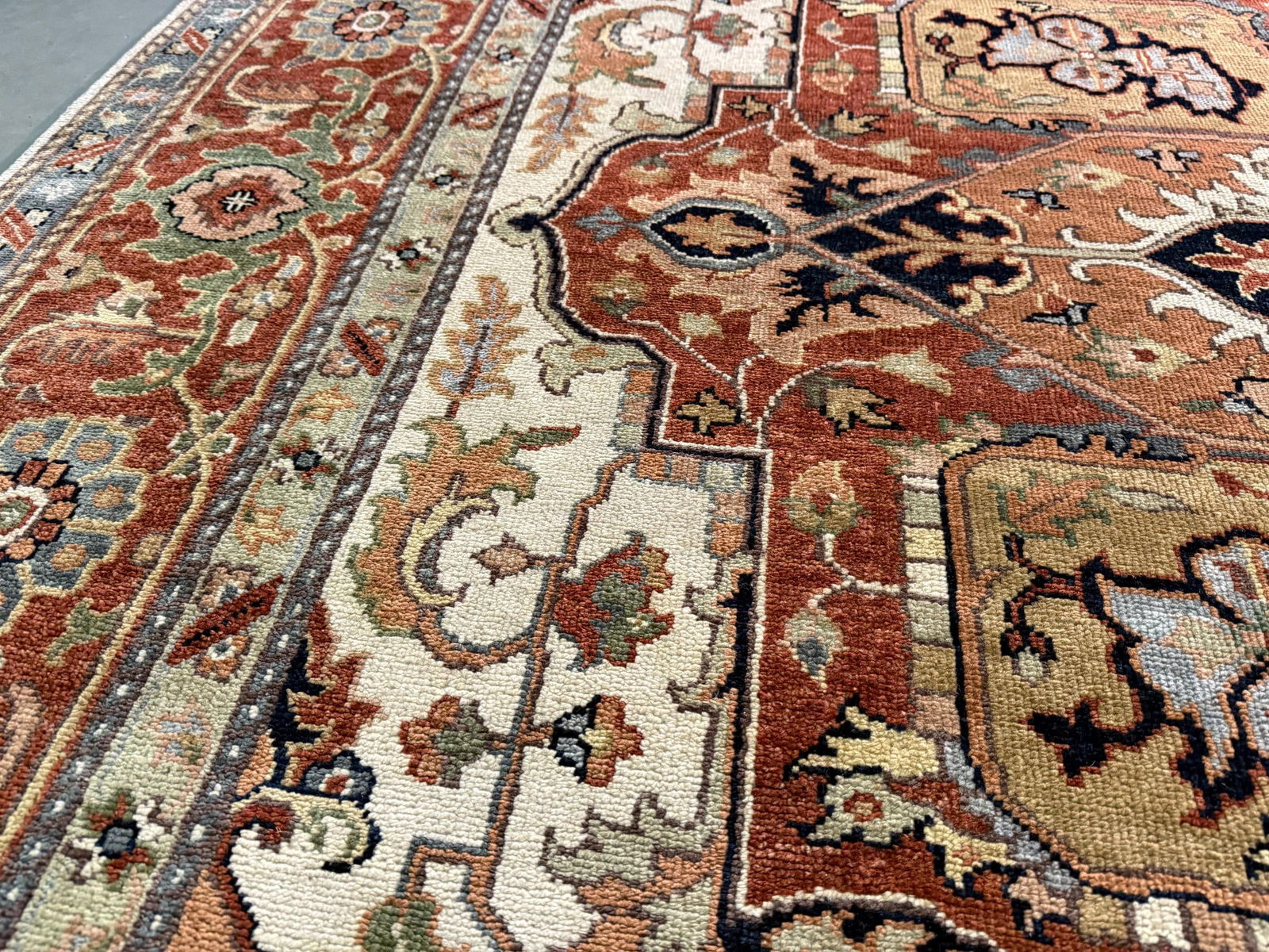 Magnificent Serapi Design Rug 9x12 - 13