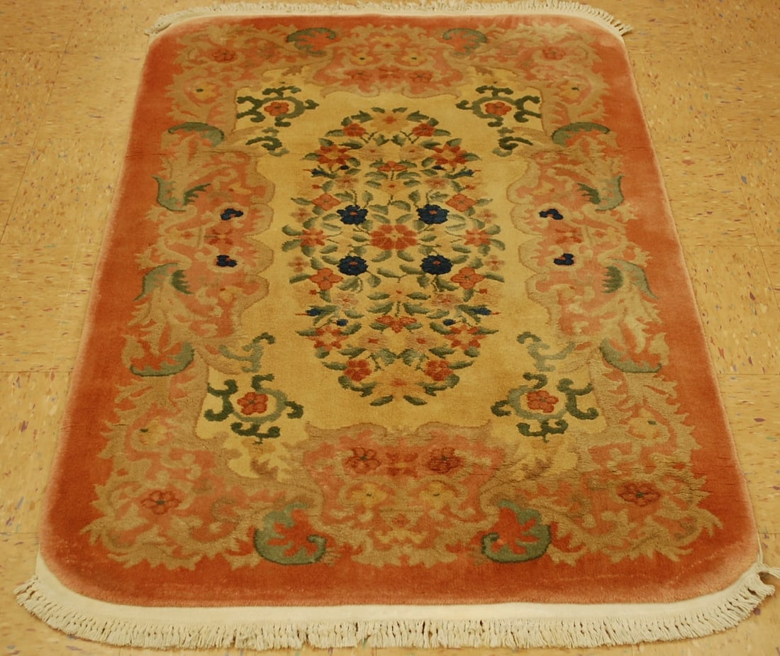 CHINESE NICHOLSRUG 3' x 4'10": Title: CHINESE NICHOLSRUG 3' x 4'10" Description:ANTIQUE ART DECO CHINESE NICHOLS RUG with exact size of 3' x 4' 10"....Wonderfully detailed Chinese floral field design pattern over Ivory and Tera