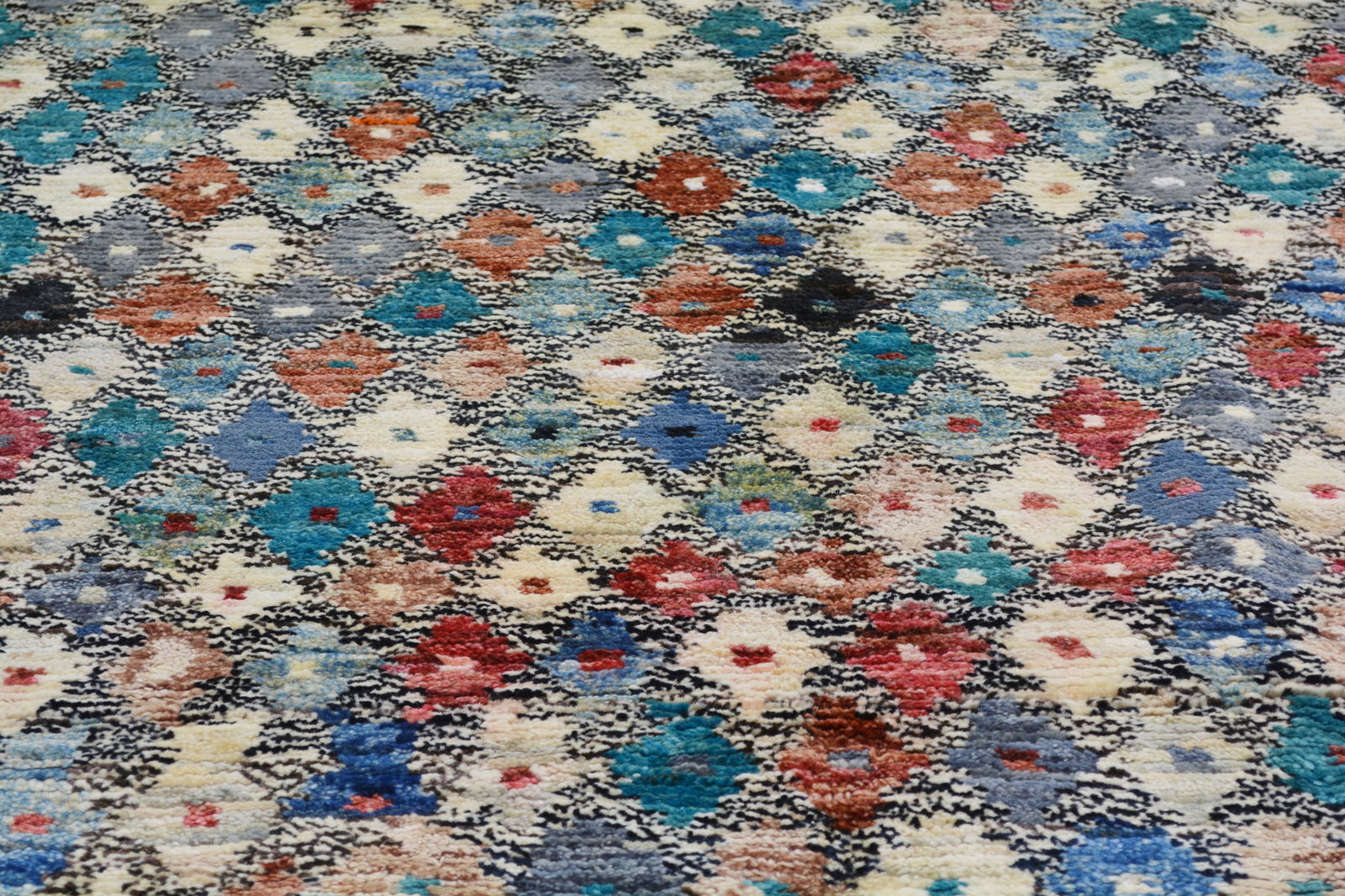 MOROCCAN HAND KNOTTED WOOL RUG - 3