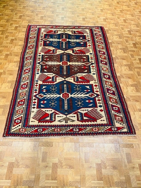 Vijntage Akstafa Design caucasian Rug-4804: Title:Vijntage Akstafa Design caucasian Rug-4804Description:Beautiful Vintage Turkish Askstafa Design Turkish Caucasian , size 3 ft. 5 inches by 5 ft. 7 inches, circa 1950, excellent condition with a