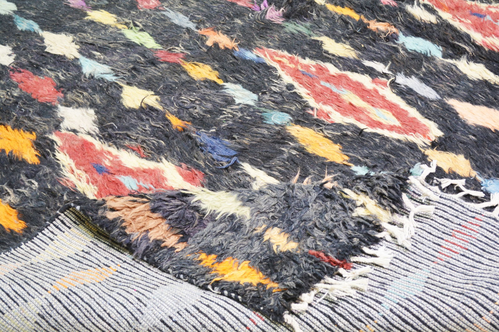 MOROCCAN HAND KNOTTED WOOL RUG - 6