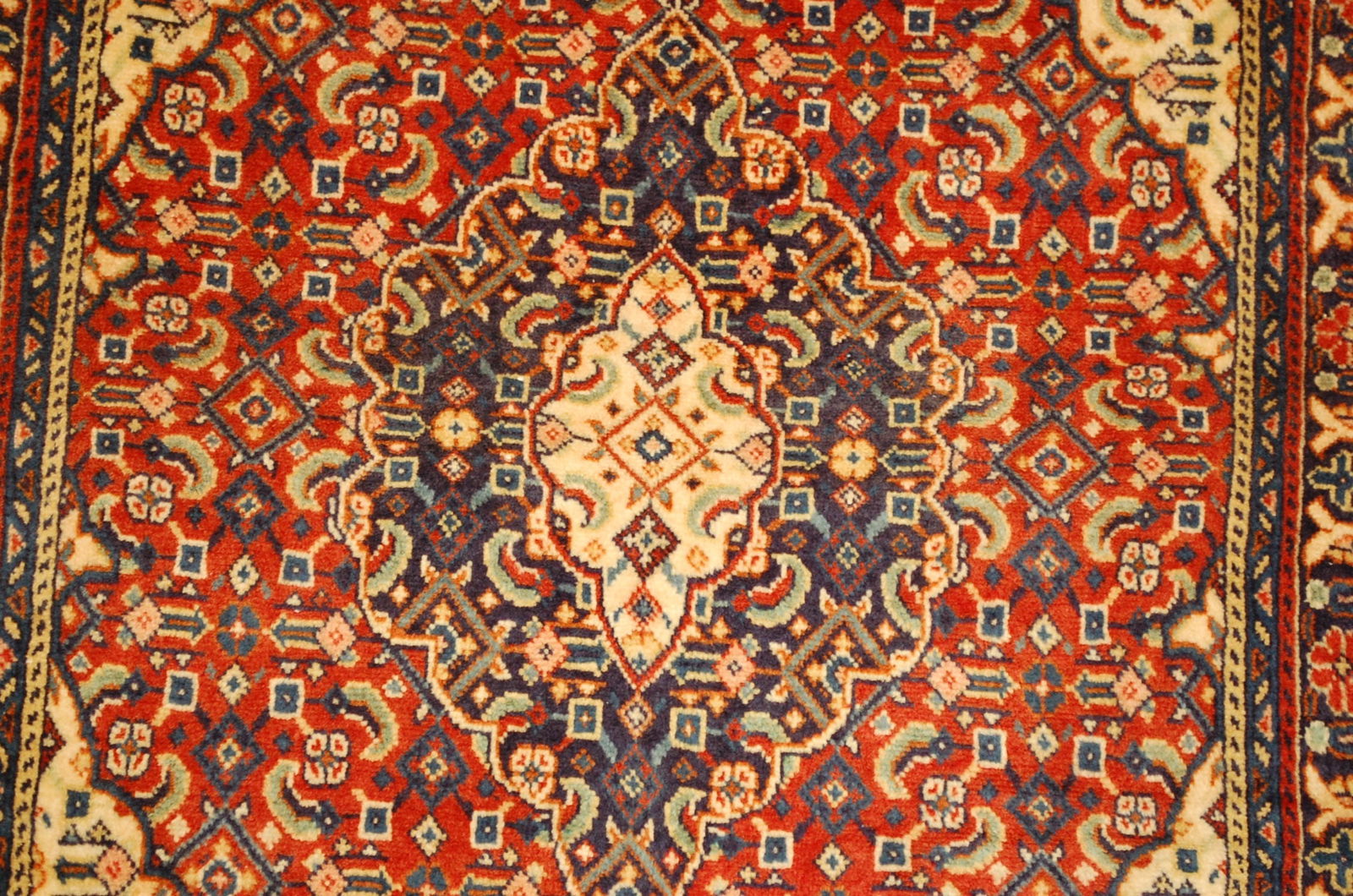 Persian SAROUK RUG 2'2" X 2'8" - 2