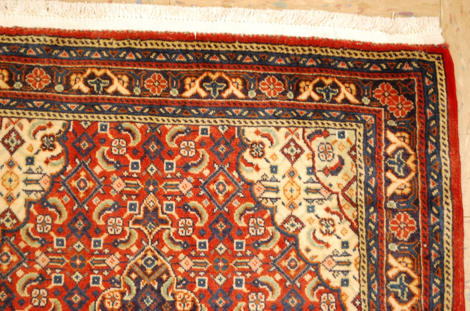 Persian SAROUK RUG 2'2" X 2'8" - 4