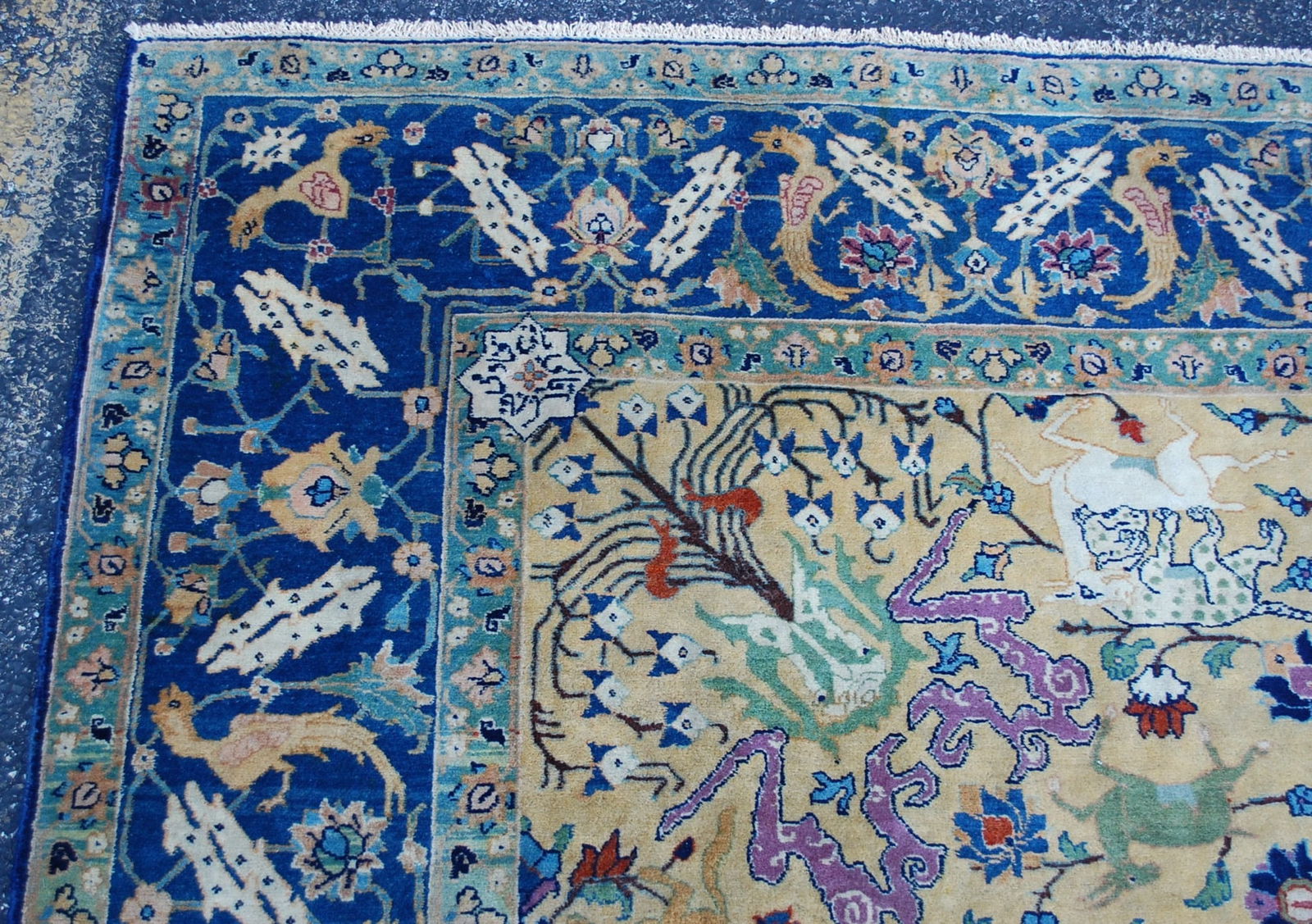 PersianTABRIZ RUG 7'5" x 10' - 5