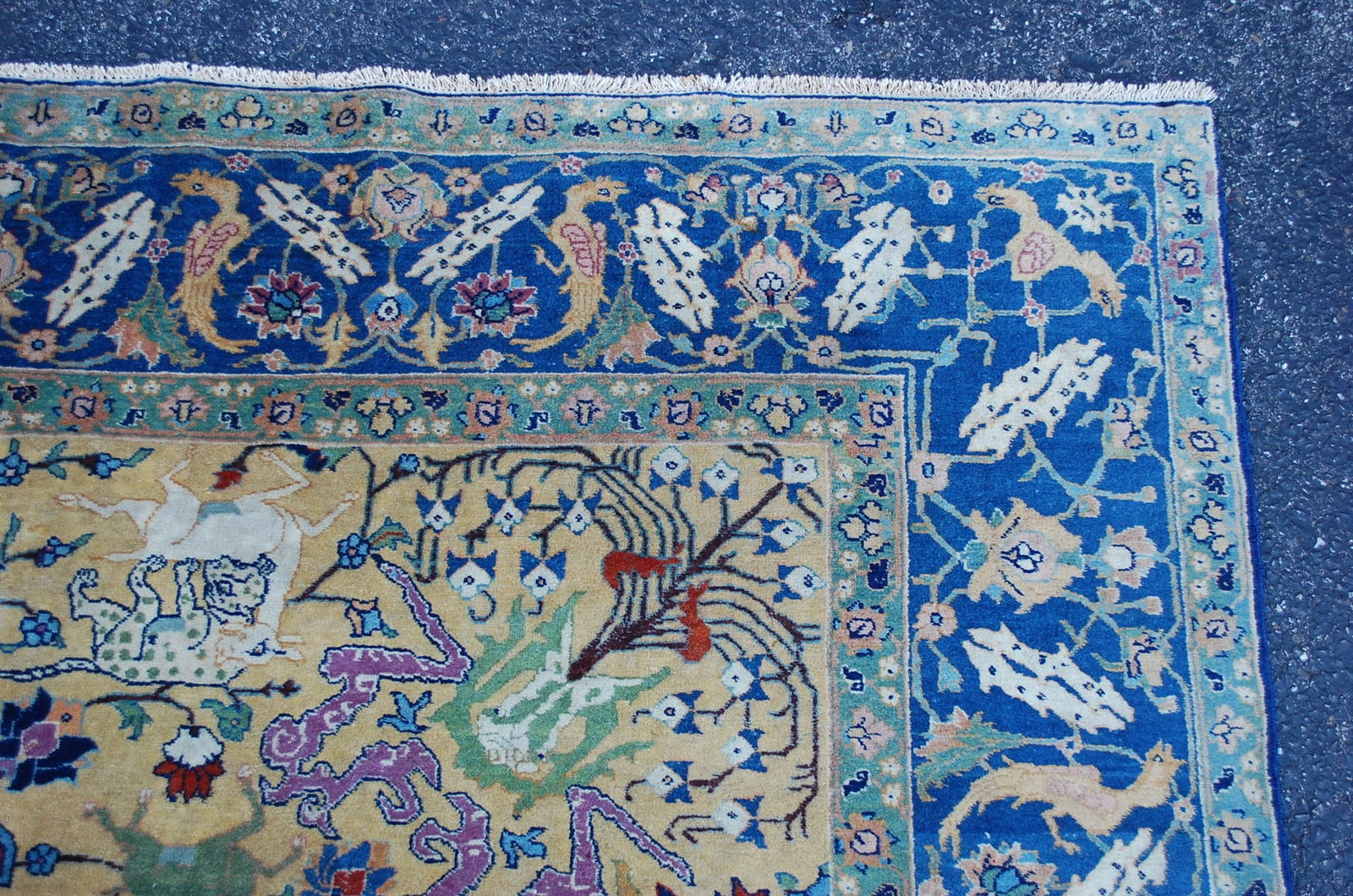 PersianTABRIZ RUG 7'5" x 10' - 6