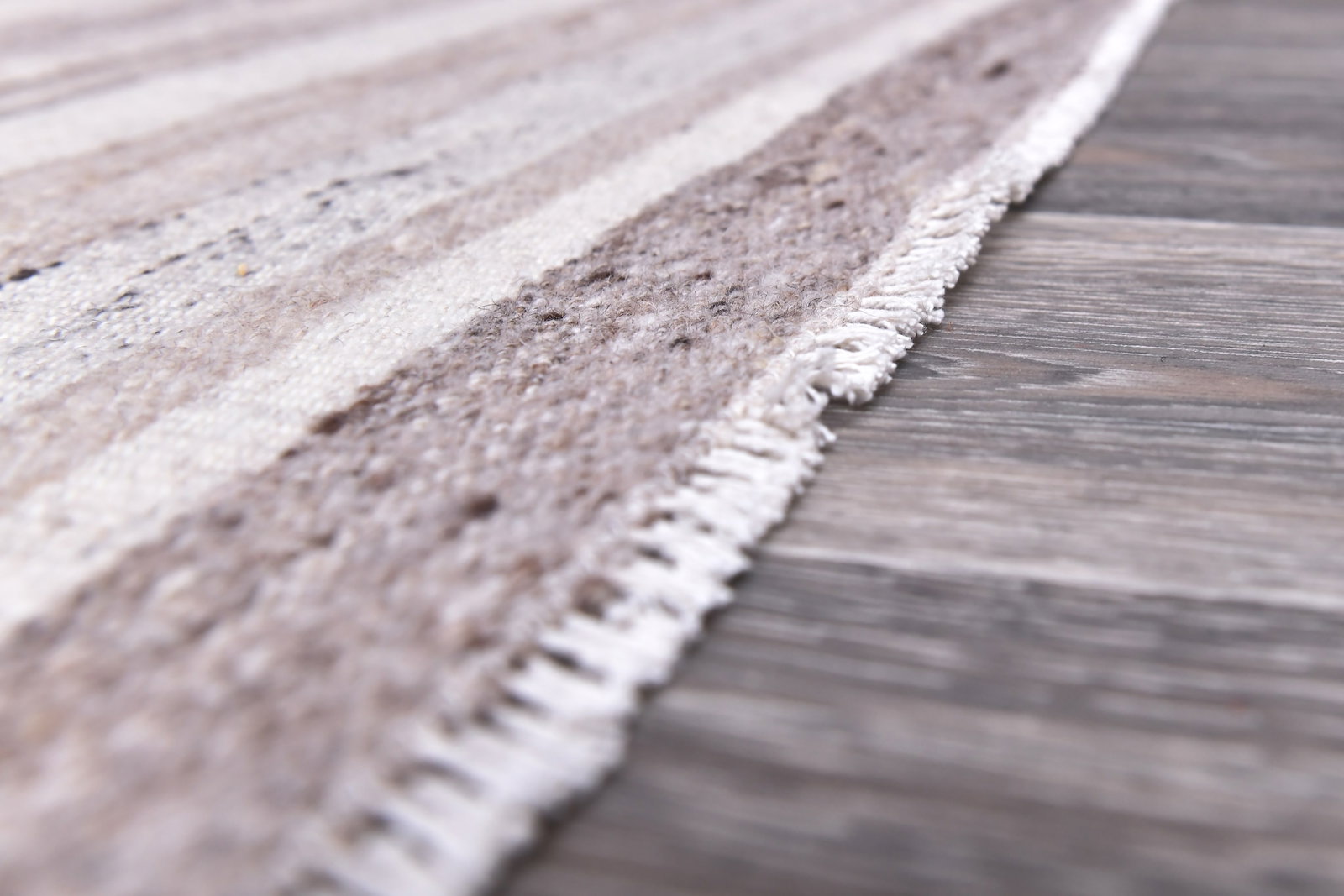 2'5'' x 4'8'' Turkish Handmade Kilim Rug - 245085 - 15