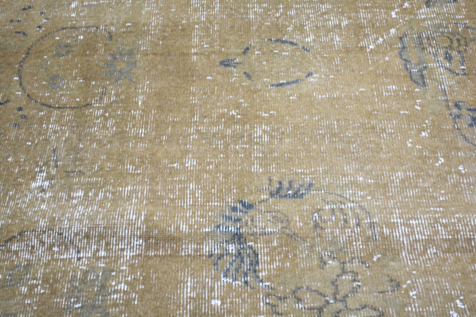 TURKISH HAND KNOTTED WOOL RUG - 3