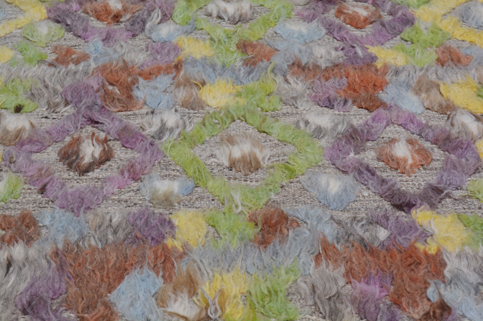 MOROCCAN HAND KNOTTED WOOL RUG - 3