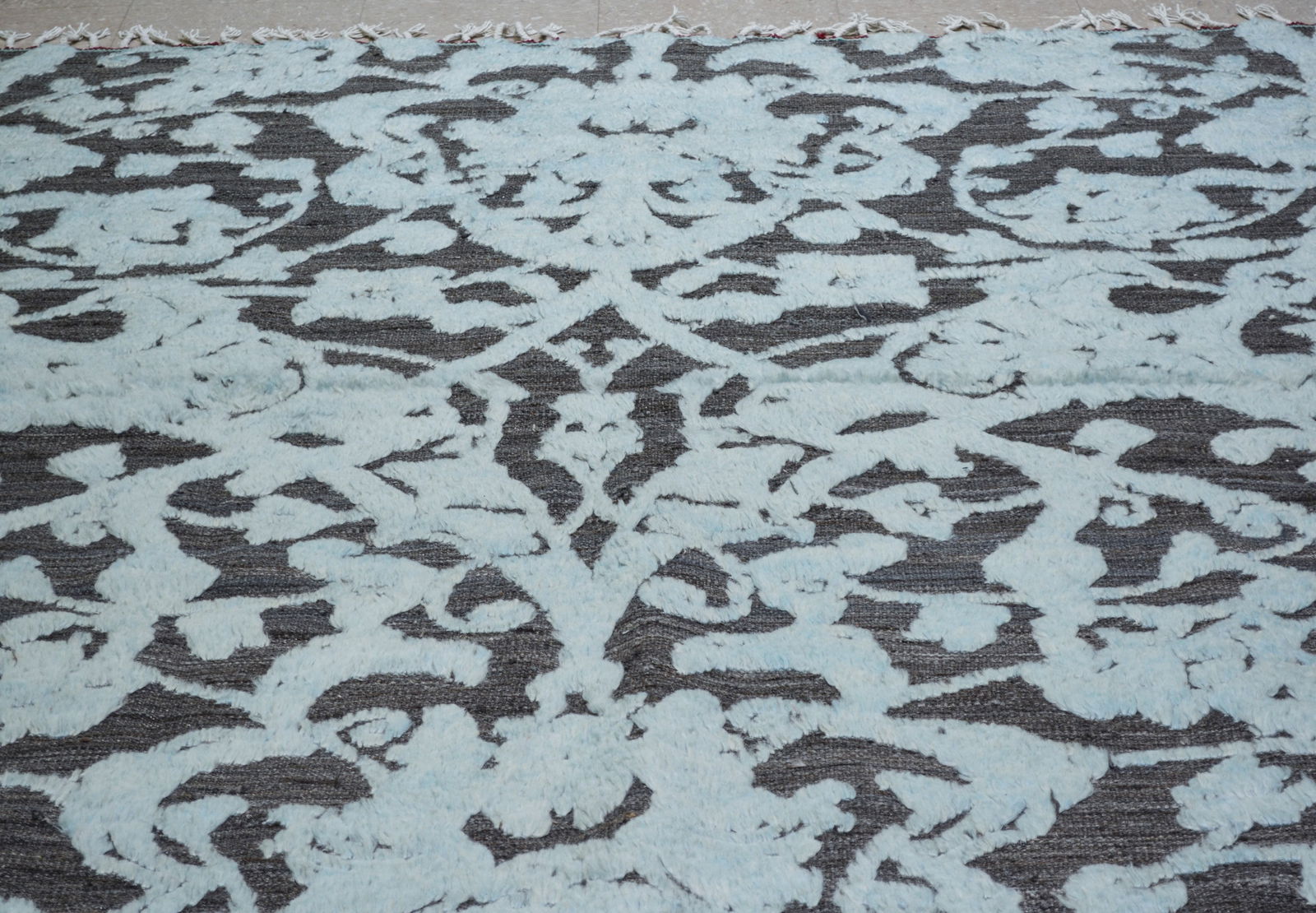 PAKISTANI HAND KNOTTED WOOL RUG - 2