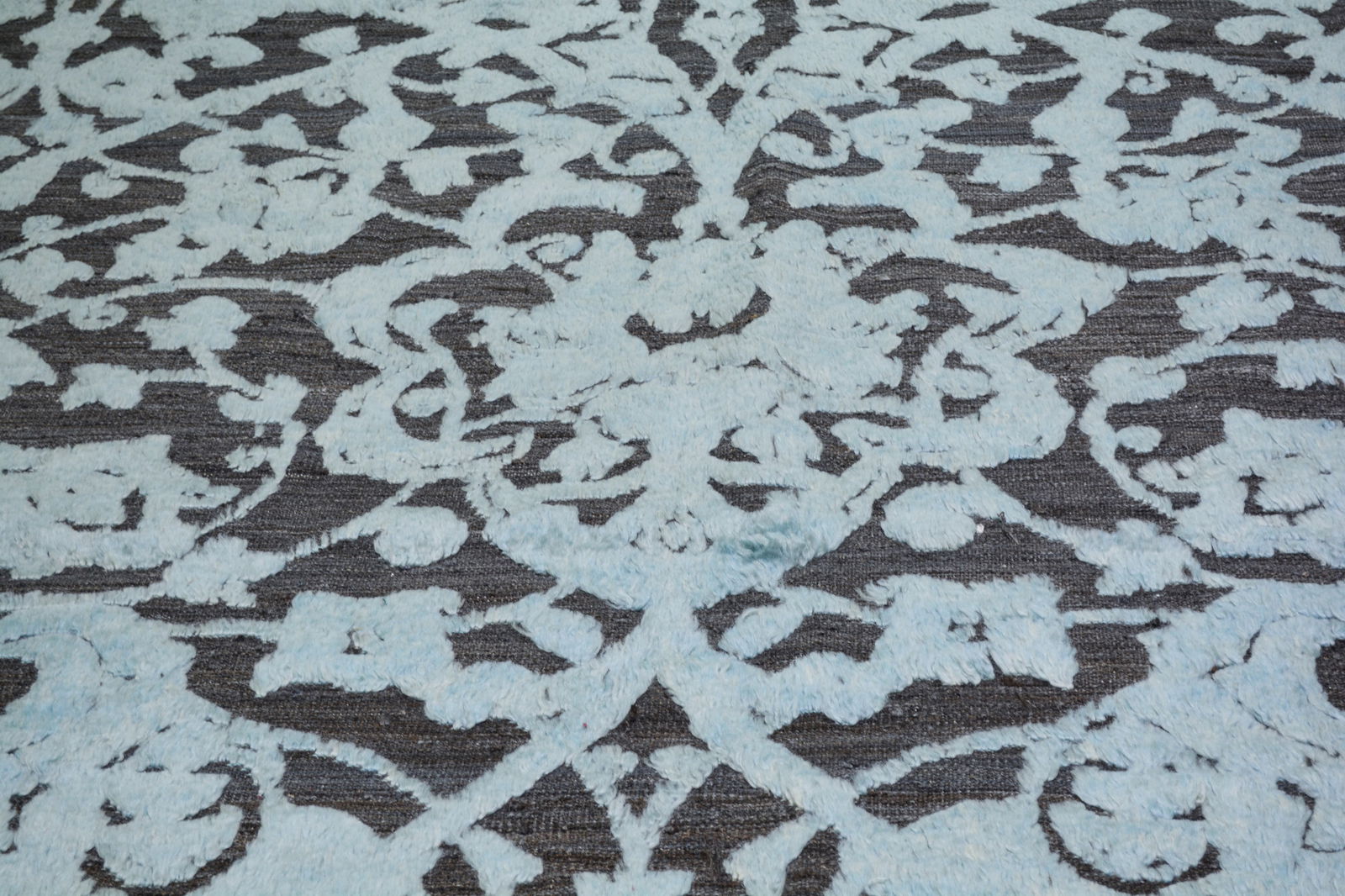 PAKISTANI HAND KNOTTED WOOL RUG - 3