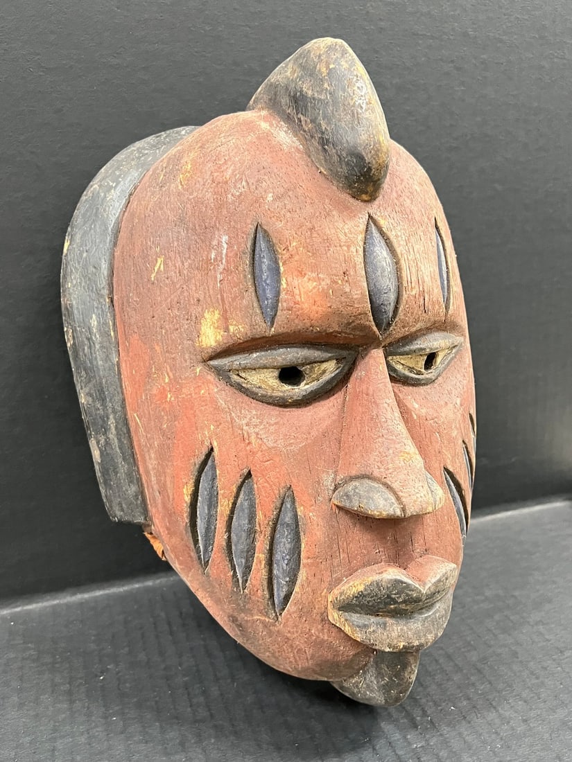 Yuroba Mask - 3