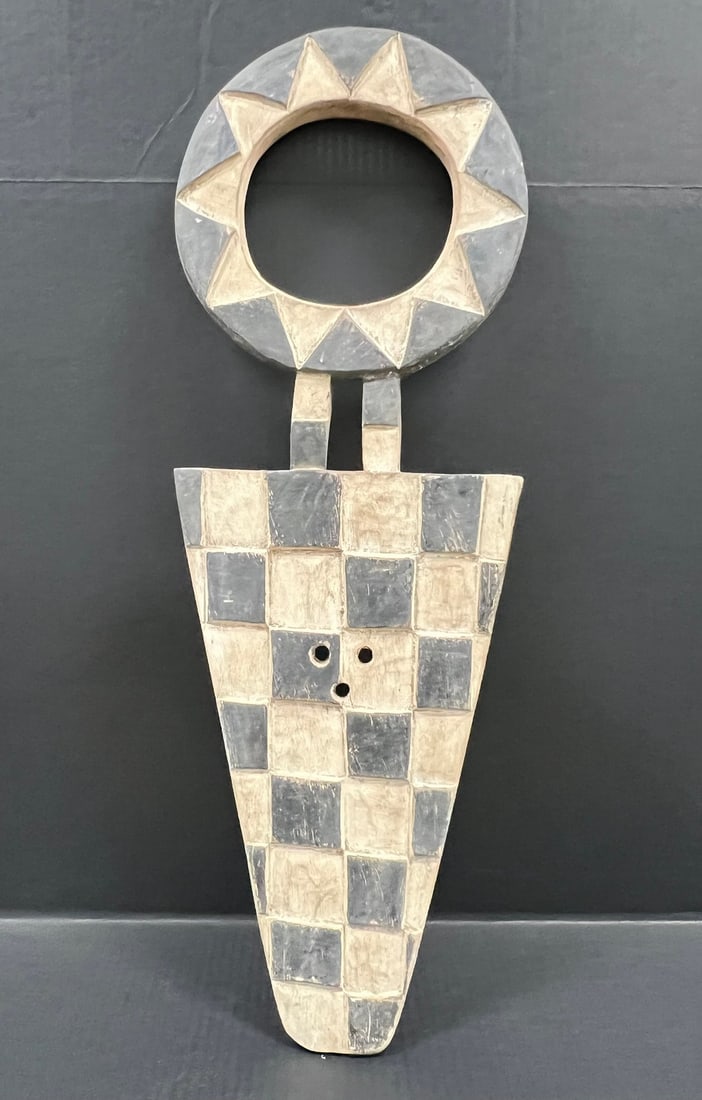 Nafana Bedu Plank Mask: Title: Nafana Bedu Plank Mask Description: African Tribal Art Nafana Bedu Plank Mask Date/Period: Late 20th Century Materials: Wood Size: 29.5" h x 10" w Reserve: $600.00 