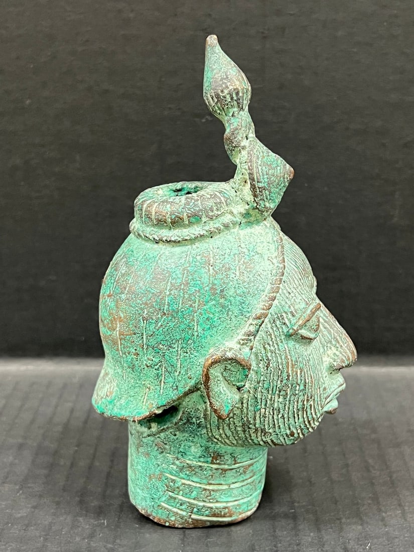 Benin Bronze Head Sculpture - 3