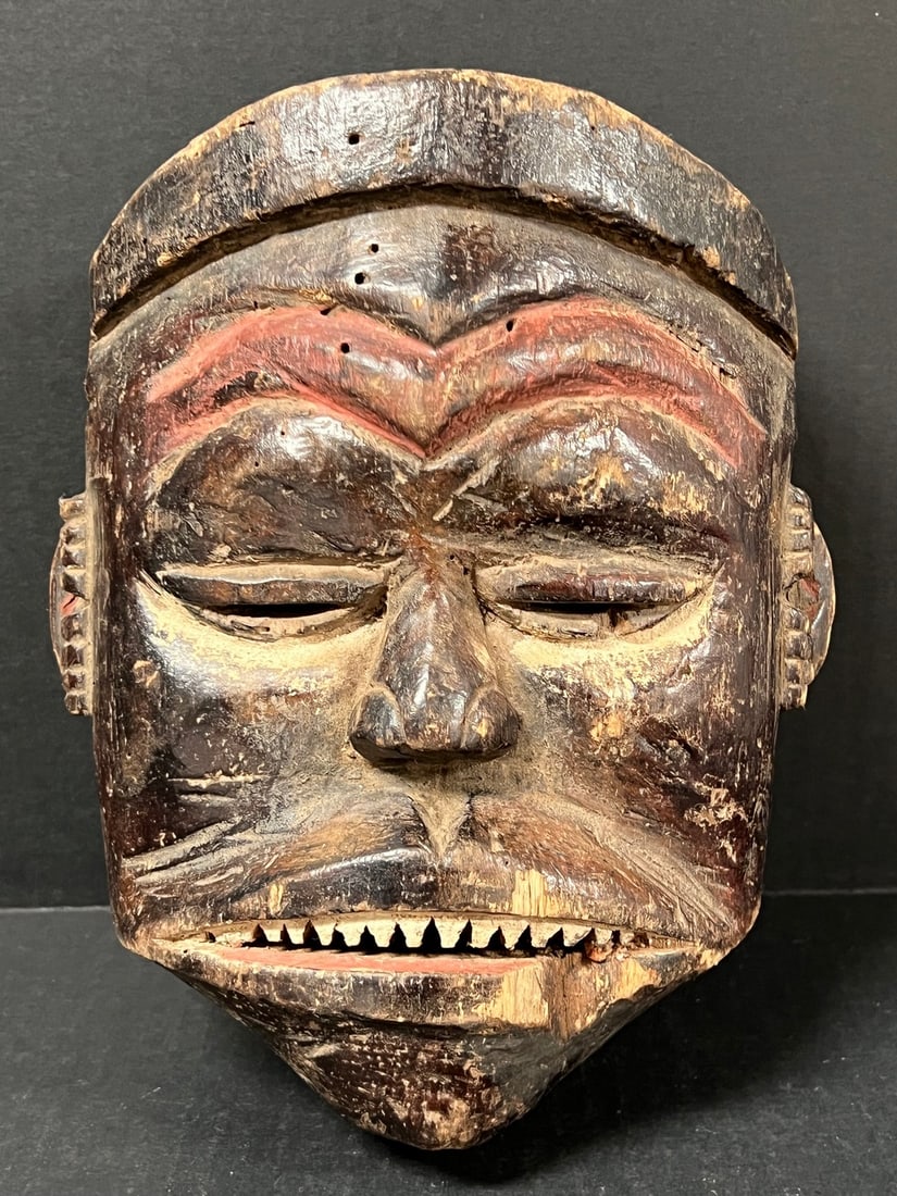 Chokwe Mask: Title: Chokwe Mask Description: African Tribal Art Chokwe Mask Date/Period: Late 20th Century Materials: Wood Size: 9" h x 8" w Reserve: $200.00 Shipping: Domestic: Flat-rate of $30.00 to