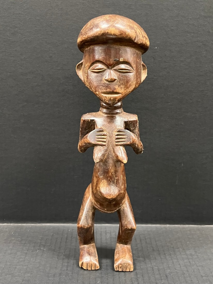 Kuba Statue (1 of 9)