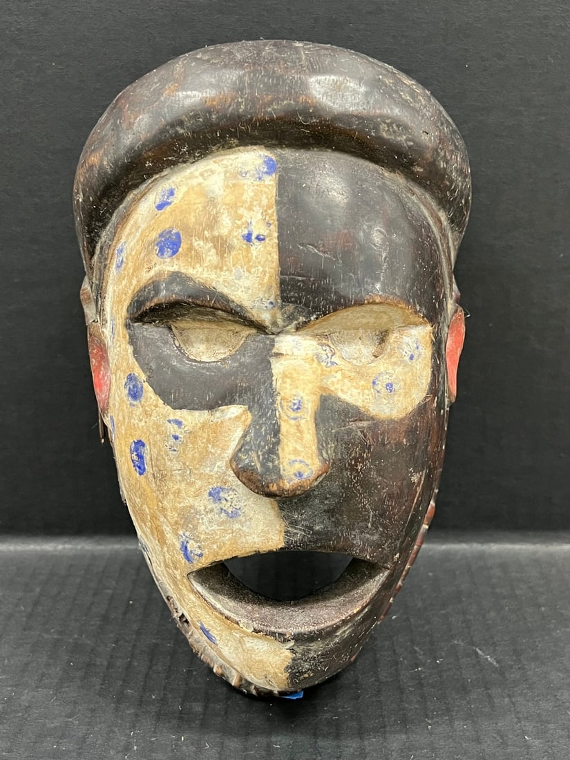Bacongo Mask - 2