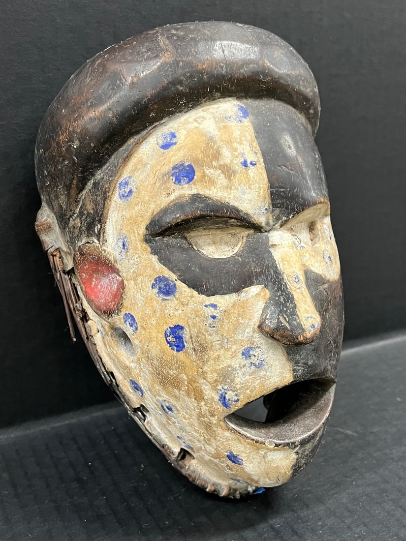 Bacongo Mask - 4
