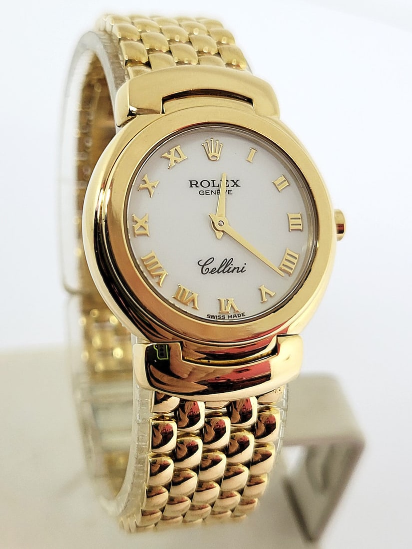Ladies Solid 18k Yellow Gold ROLEX CELLINI Quartz Watch c.1995 Ref. 6621 EXLNT: Ladies Solid 18k Yellow Gold ROLEX CELLINI Quartz Watch c.1995 Ref. 6621 EXLNT​ This lady's Rolex watch is Swiss-made. Great present for someone you love or yourself! Great present for vintage c