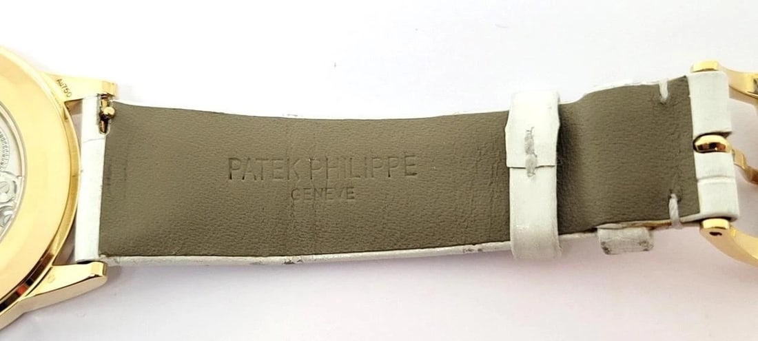 Ladies 18k Rose PATEK PHILIPPE Calatrava Watch Ref 7122/200R-001 DIAMOND BEZEL - 9