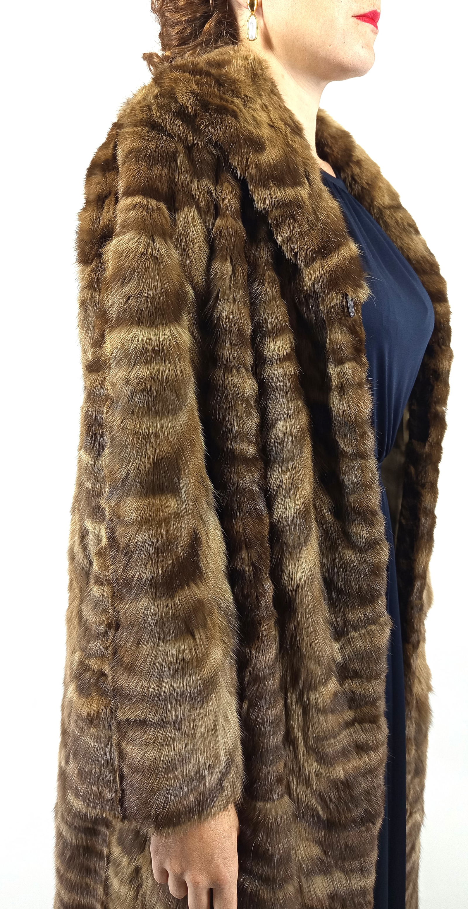 SABLE FUR COAT EU: L; US: 16 - 7