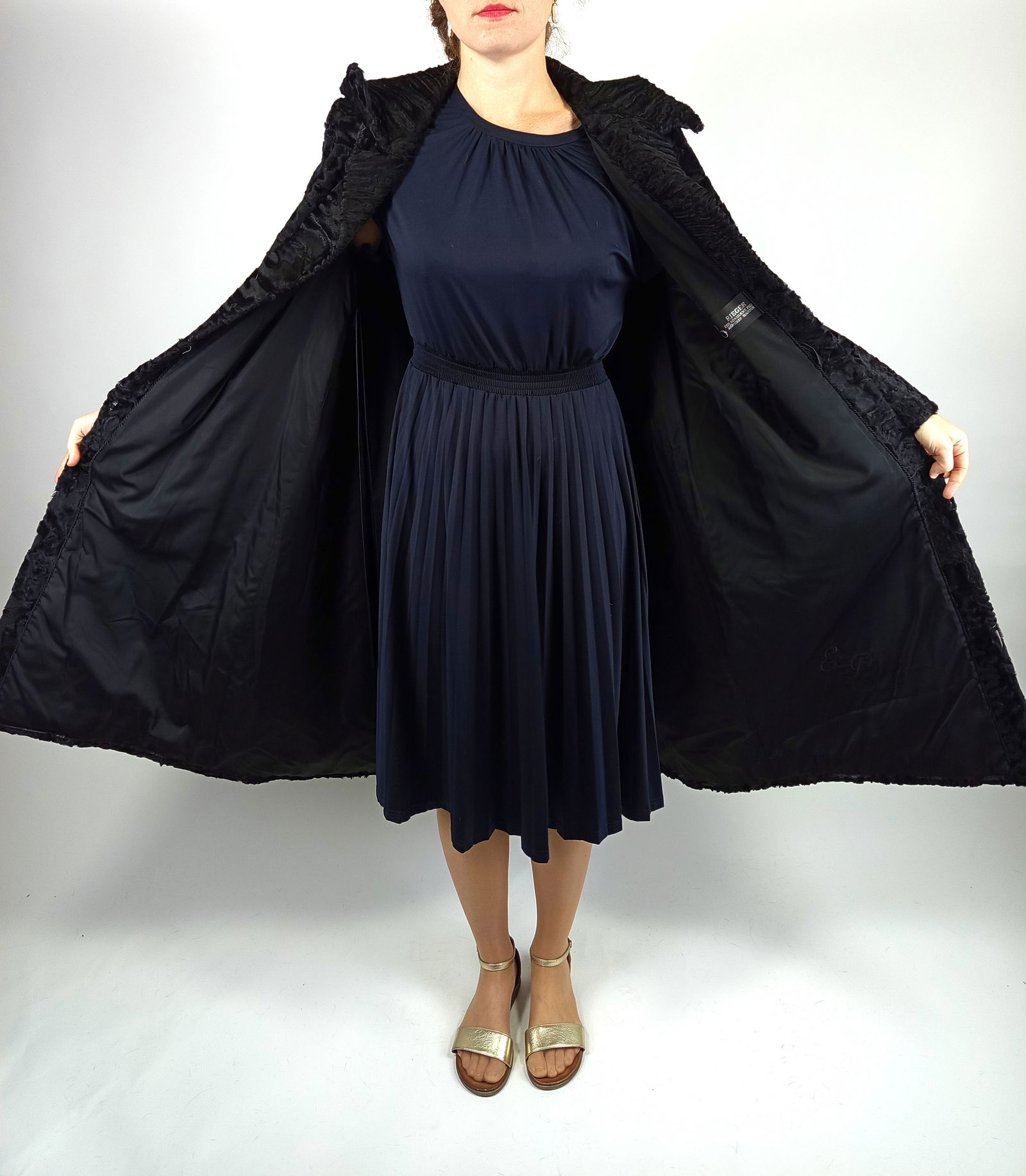 BLACK PERSIAN LAMB FUR COAT EU: XL ; US: 18 - 6