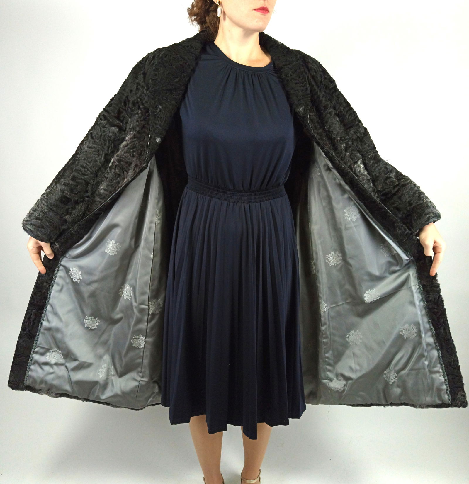 BLACK & GREY PERSIAN LAMB FUR COAT EU: XL ; US: 20 - 8