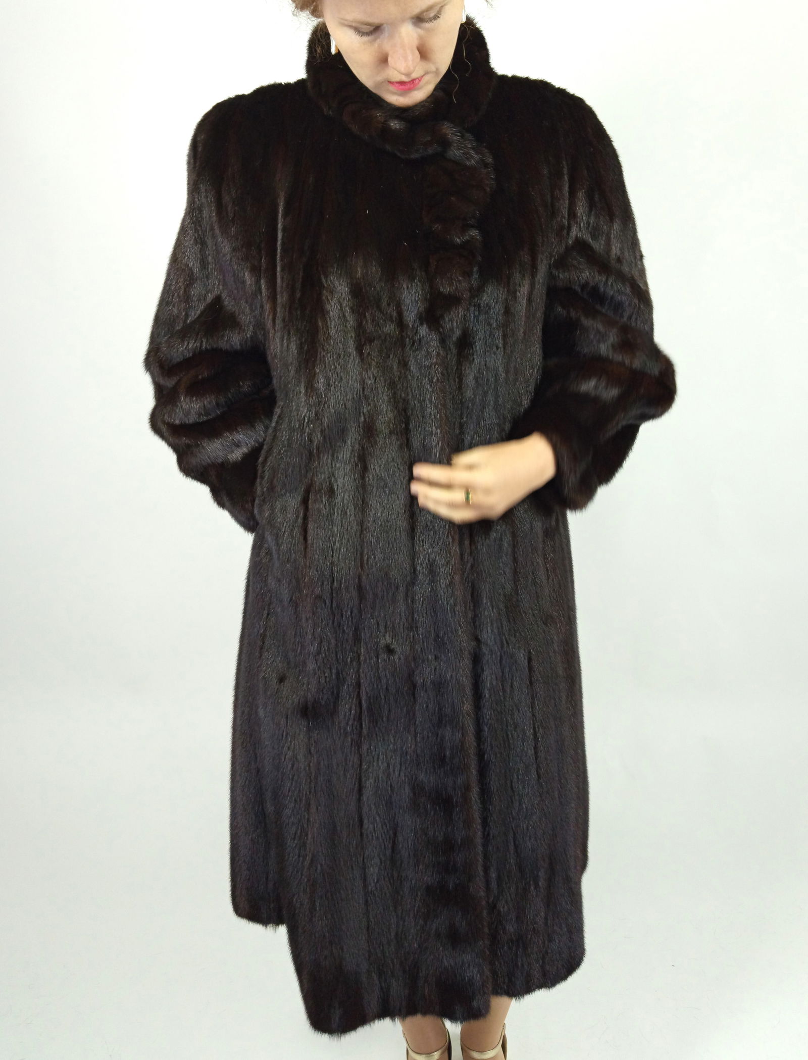 LONG BROWN MINK FUR COAT EU: XL ; US: 20 - 11