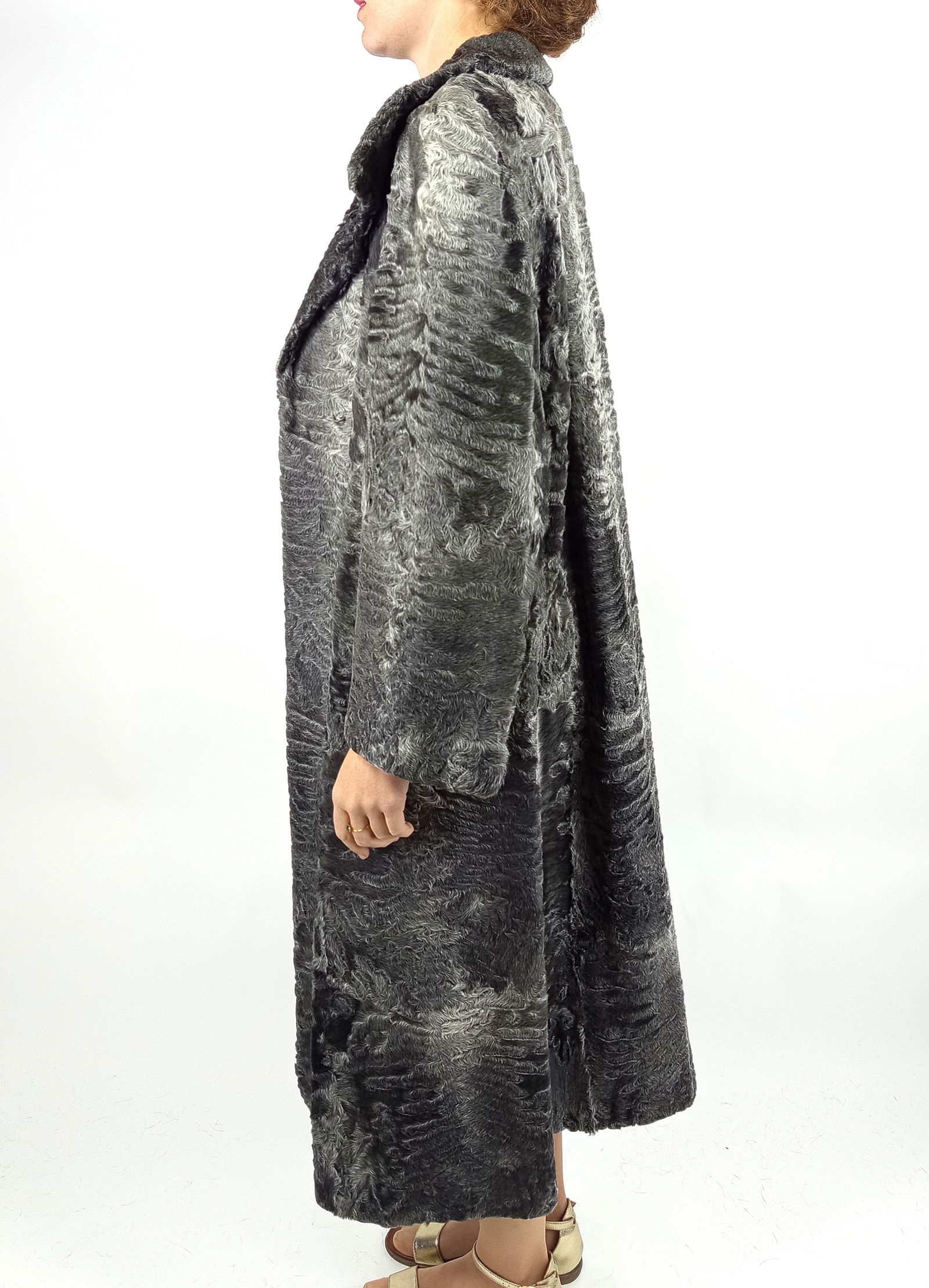 SILVER GREY PERSIAN LAMB FUR COAT EU: XL ; US: 20 - 3