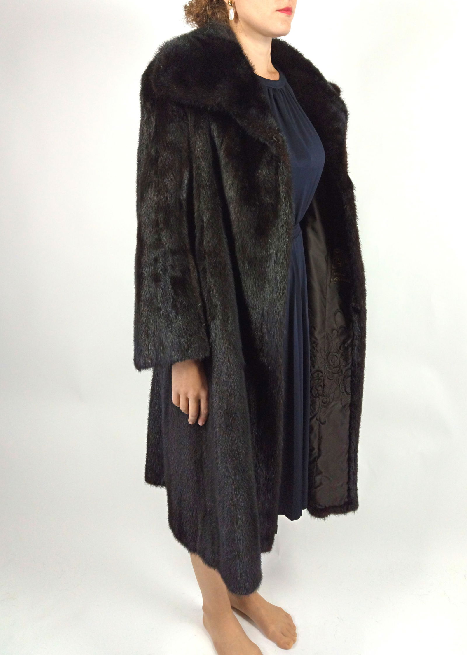 MAHOGANY MINK FUR COAT EU: XL ; US: 20 - 4