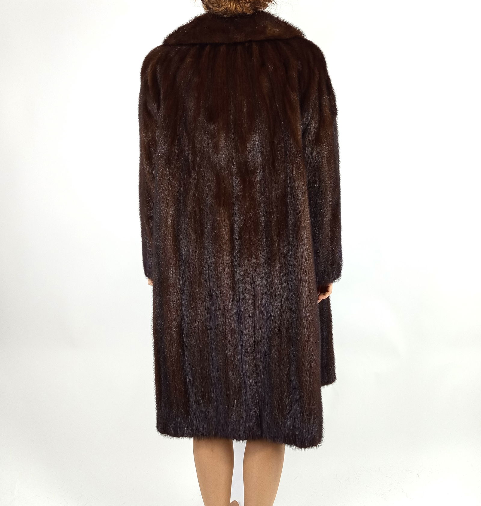 LONG BROWN MINK FUR COAT EU: XL ; US: 20 - 4
