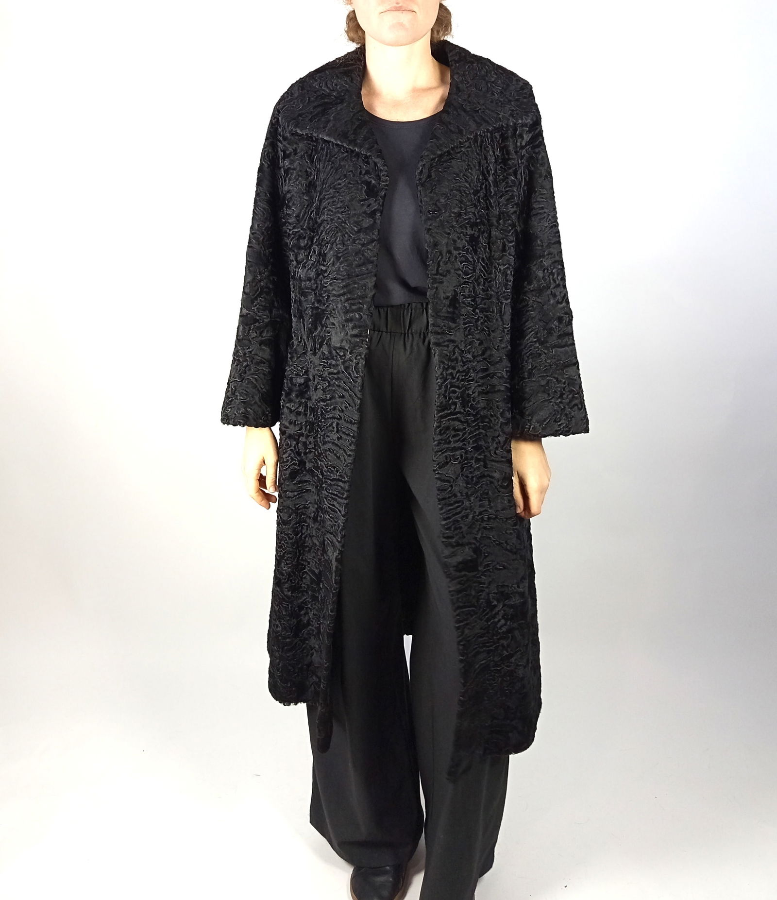 BLACK KARABUL FUR COAT EU: M - US:14 - 4