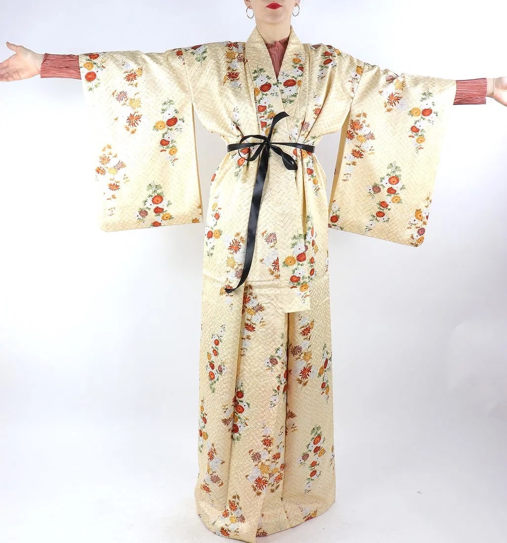 GOLDEN FLORAL KIMONO - 6
