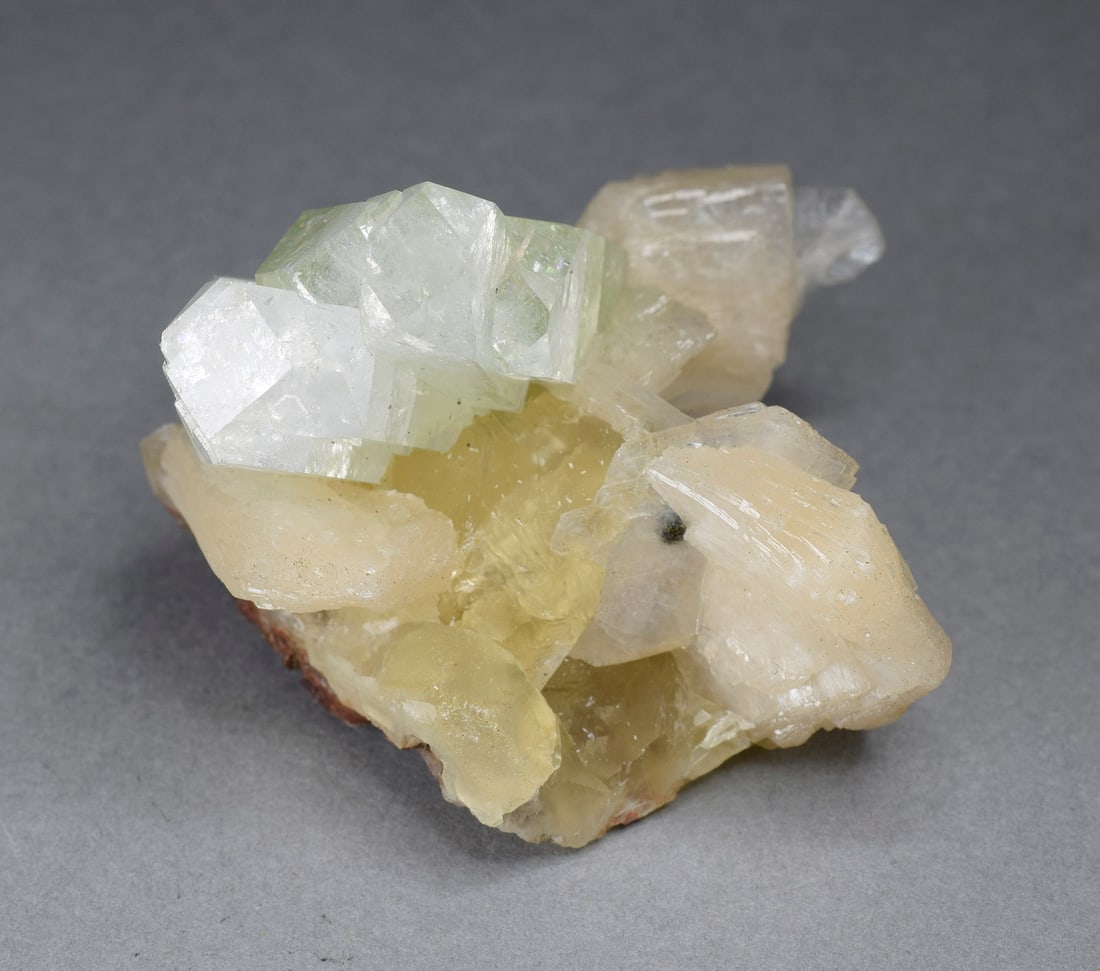 Fine Apophyllite and stilbite on calcite - 4