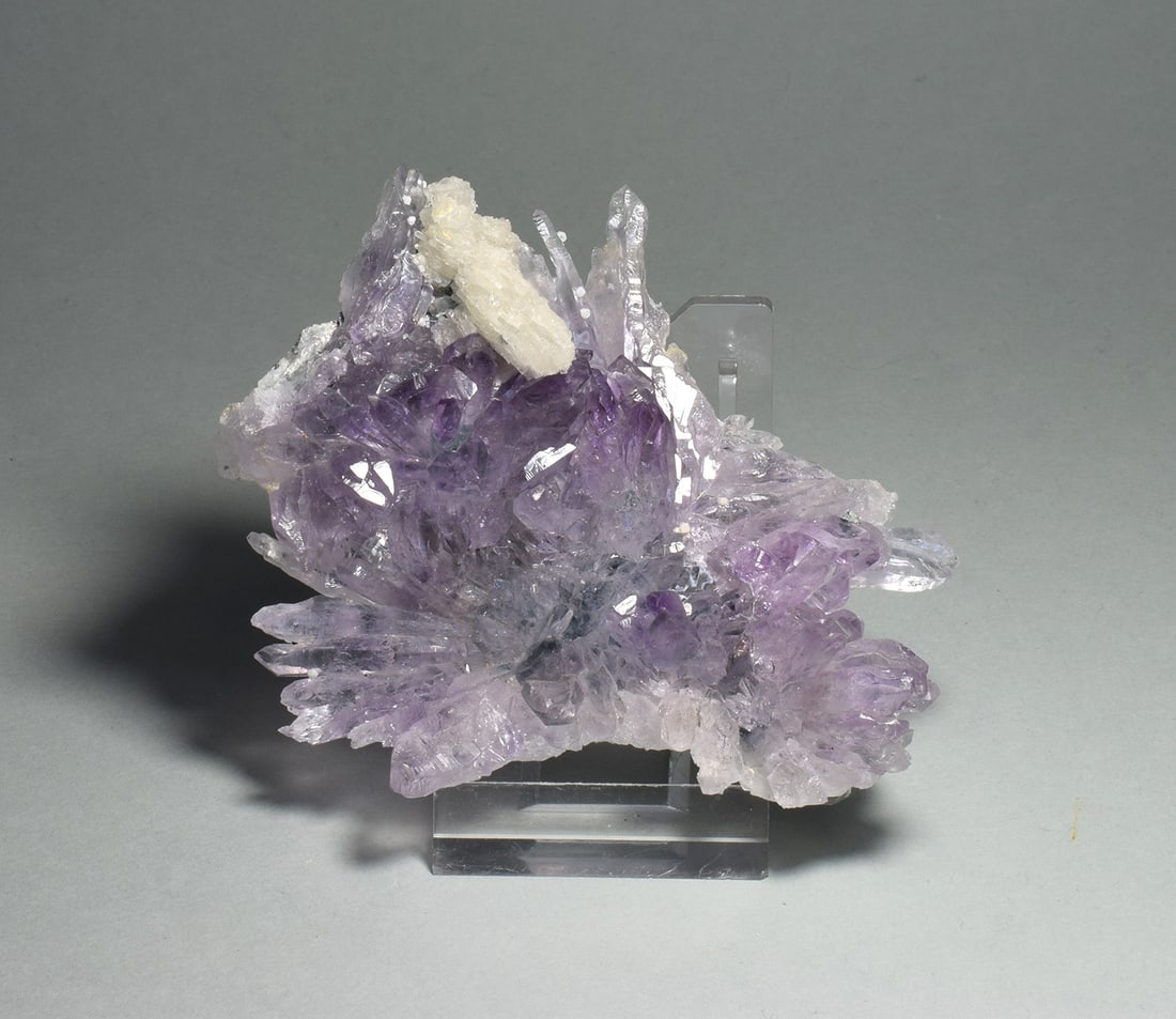 Flower of Amethyst crystals - 2
