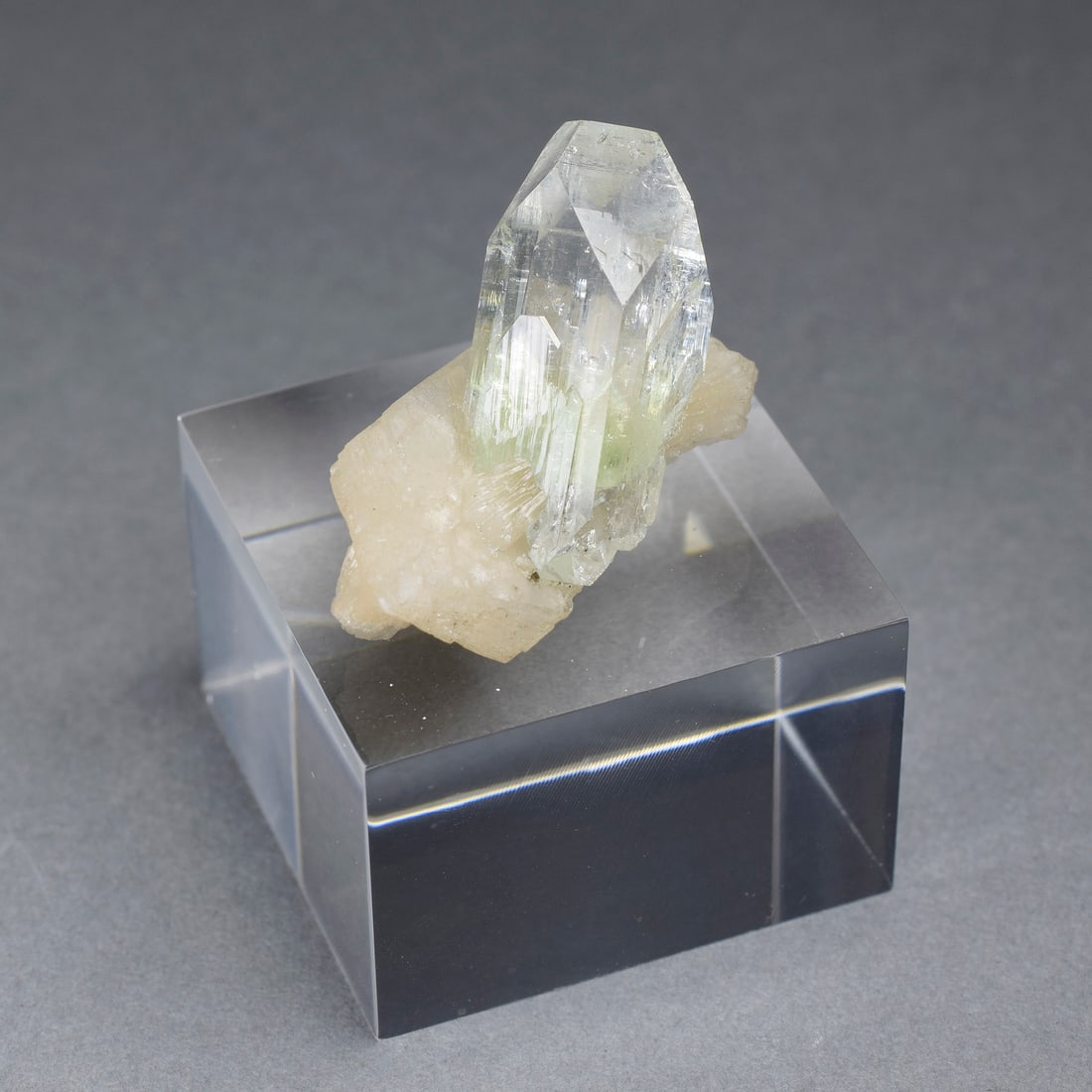 Fine Apophyllite on stilbite - 2