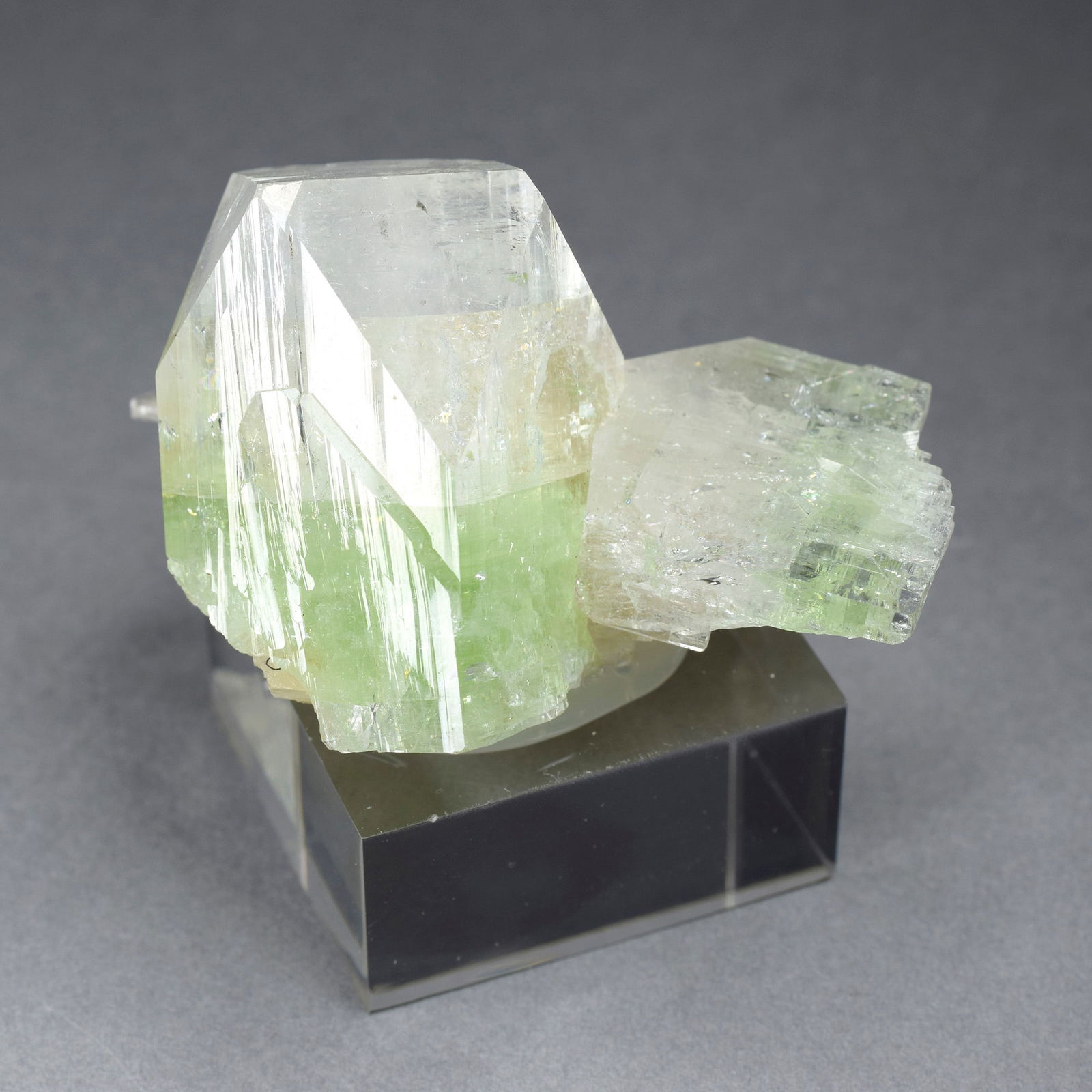 Fine Apophyllite and calcite - 3