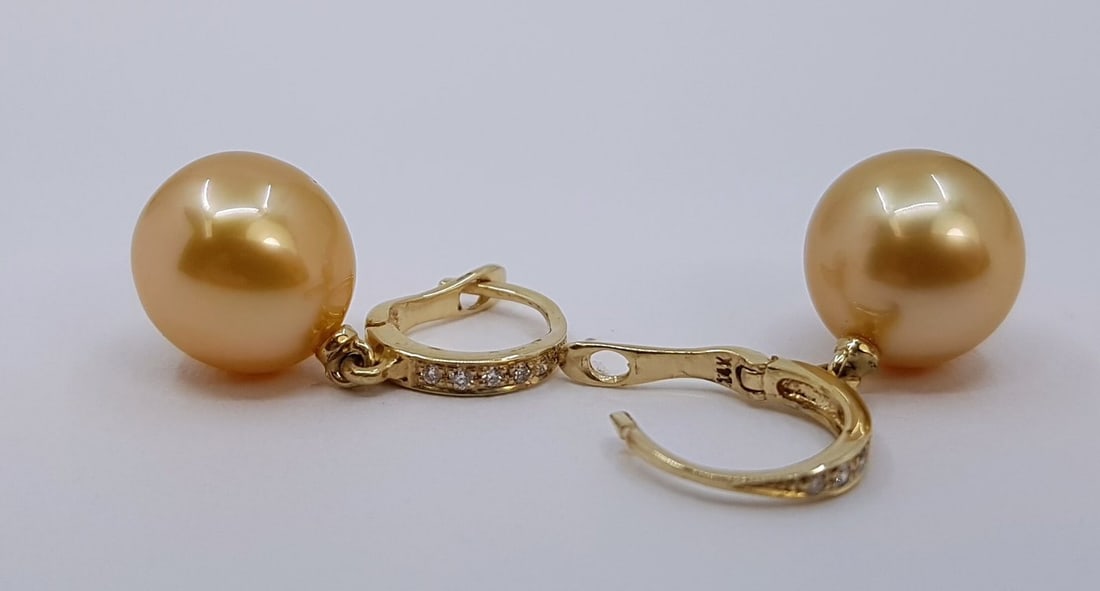 Earrings - 14 kt. Yellow gold - 0.09ct. tw. - 10x11mm - 7