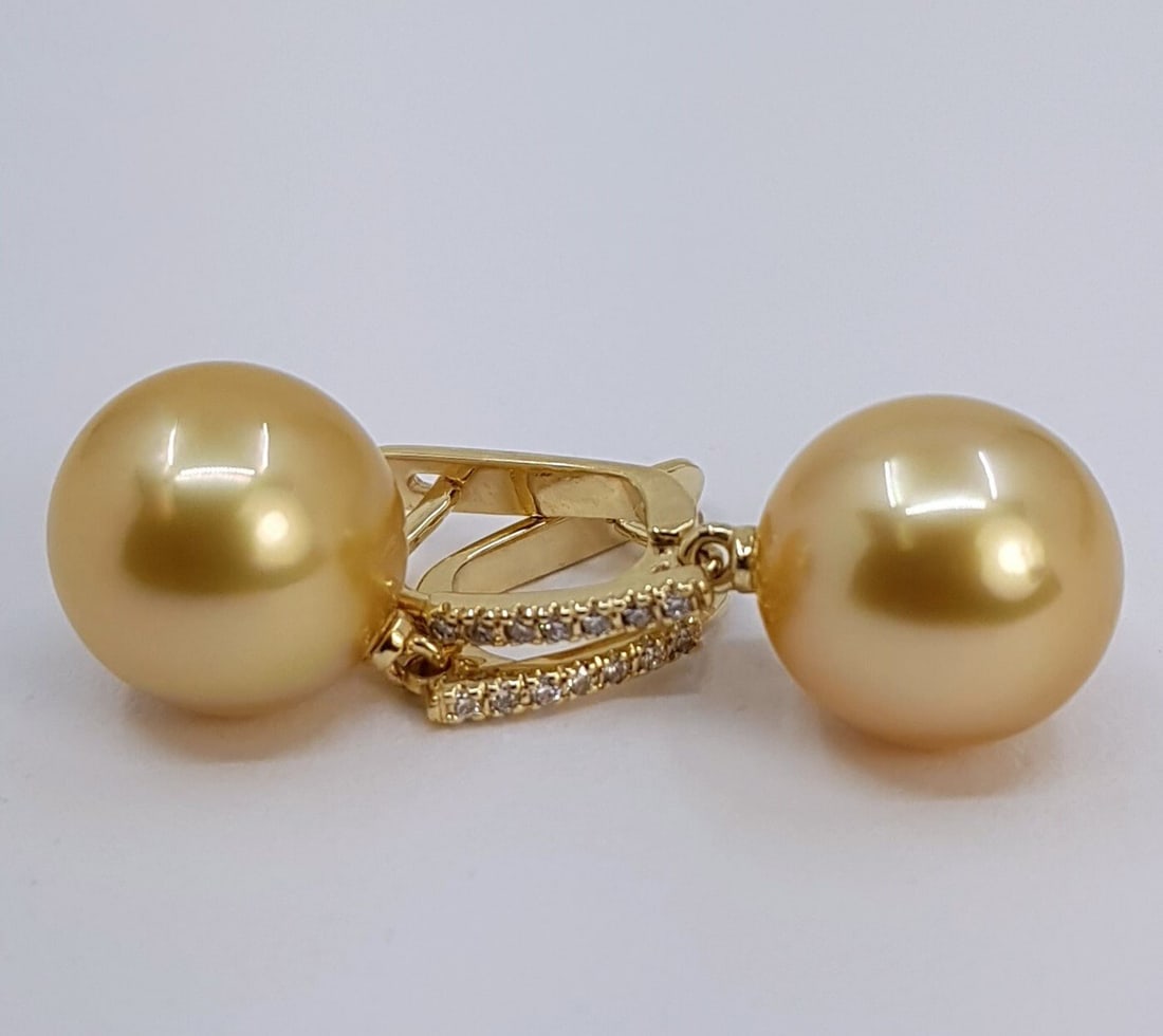 Earrings - 14 kt. Yellow gold - 0.11ct. tw. - 11x12mm - 6