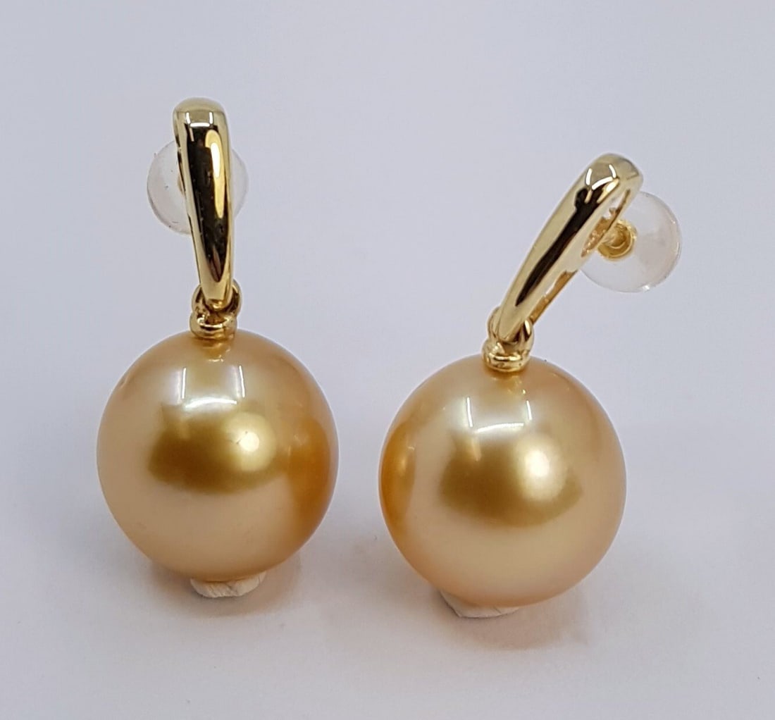 Earrings - 14 kt. Yellow gold - 11x12mm South Sea Pearls - 2