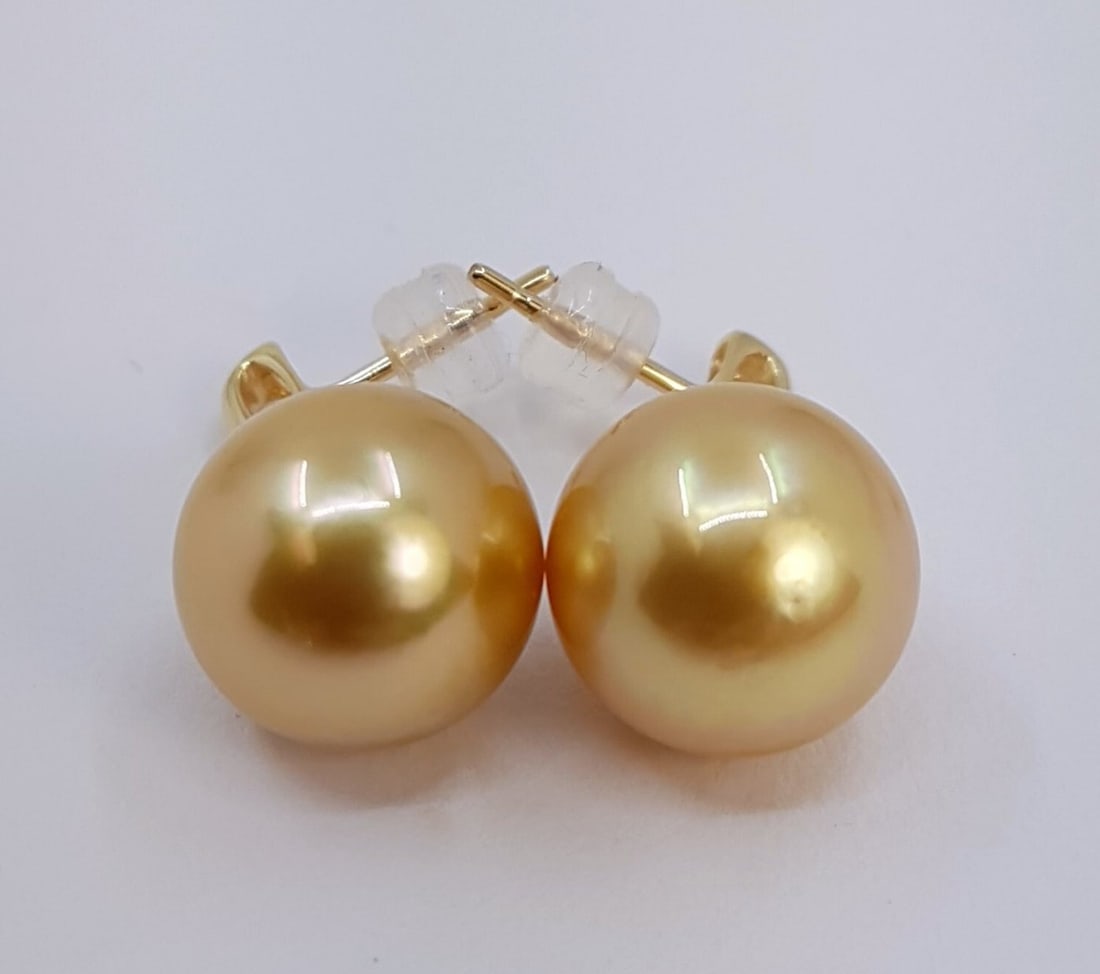 Earrings - 14 kt. Yellow gold - 11x12mm South Sea Pearls - 6