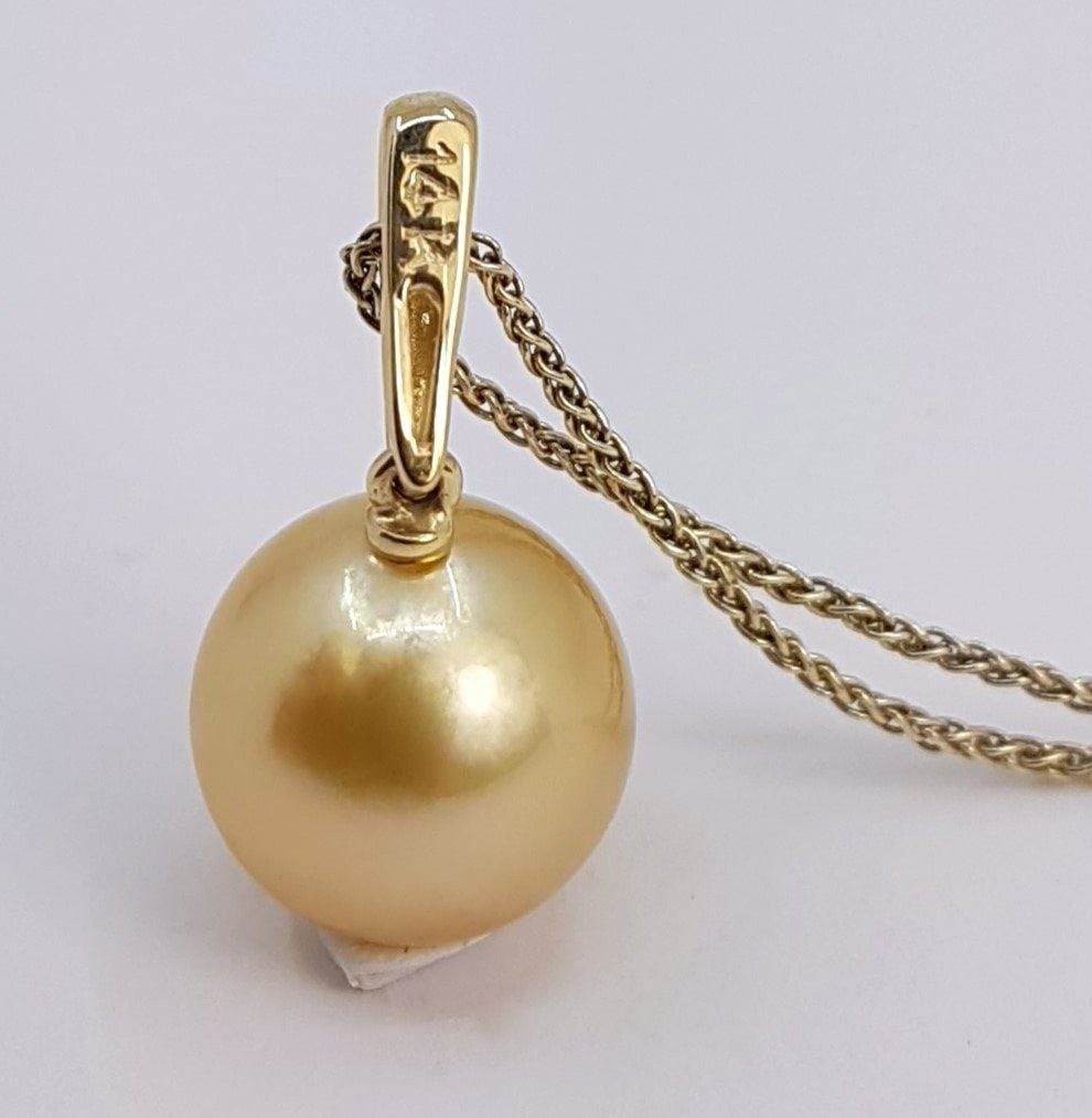 Necklace with pendant - 14 kt. Yellow gold - 11x12mm South Sea Pearl - 8