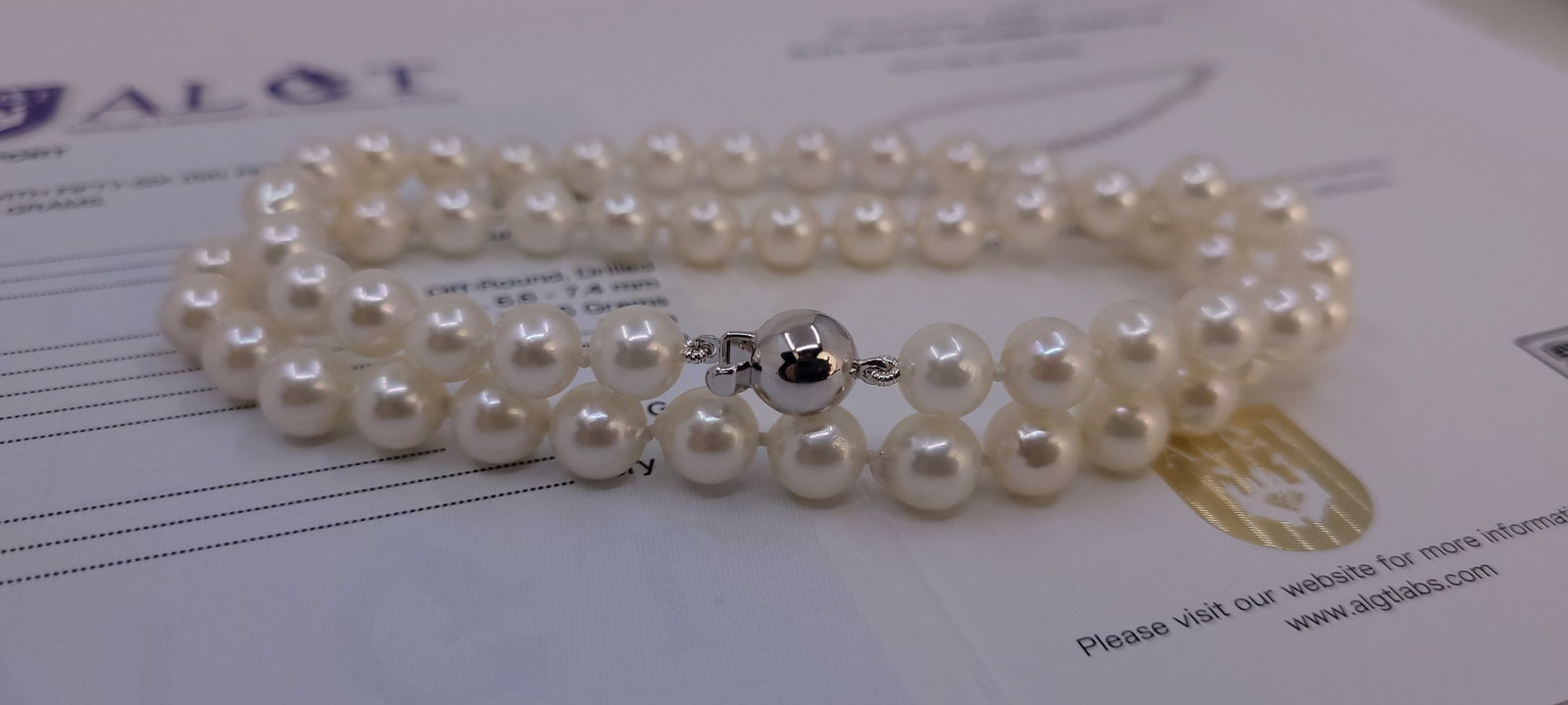 Necklace ALGT Certified Akoya Pearls - 6.6x7.4mm - 18