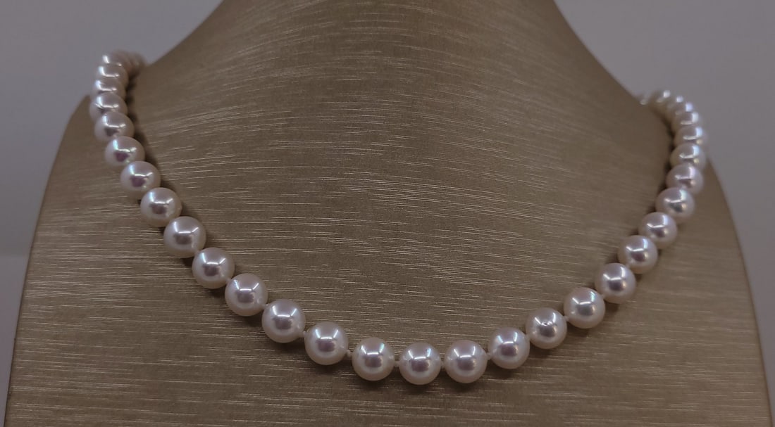 Necklace ALGT Certified Akoya Pearls - 6.6x7.4mm - 2